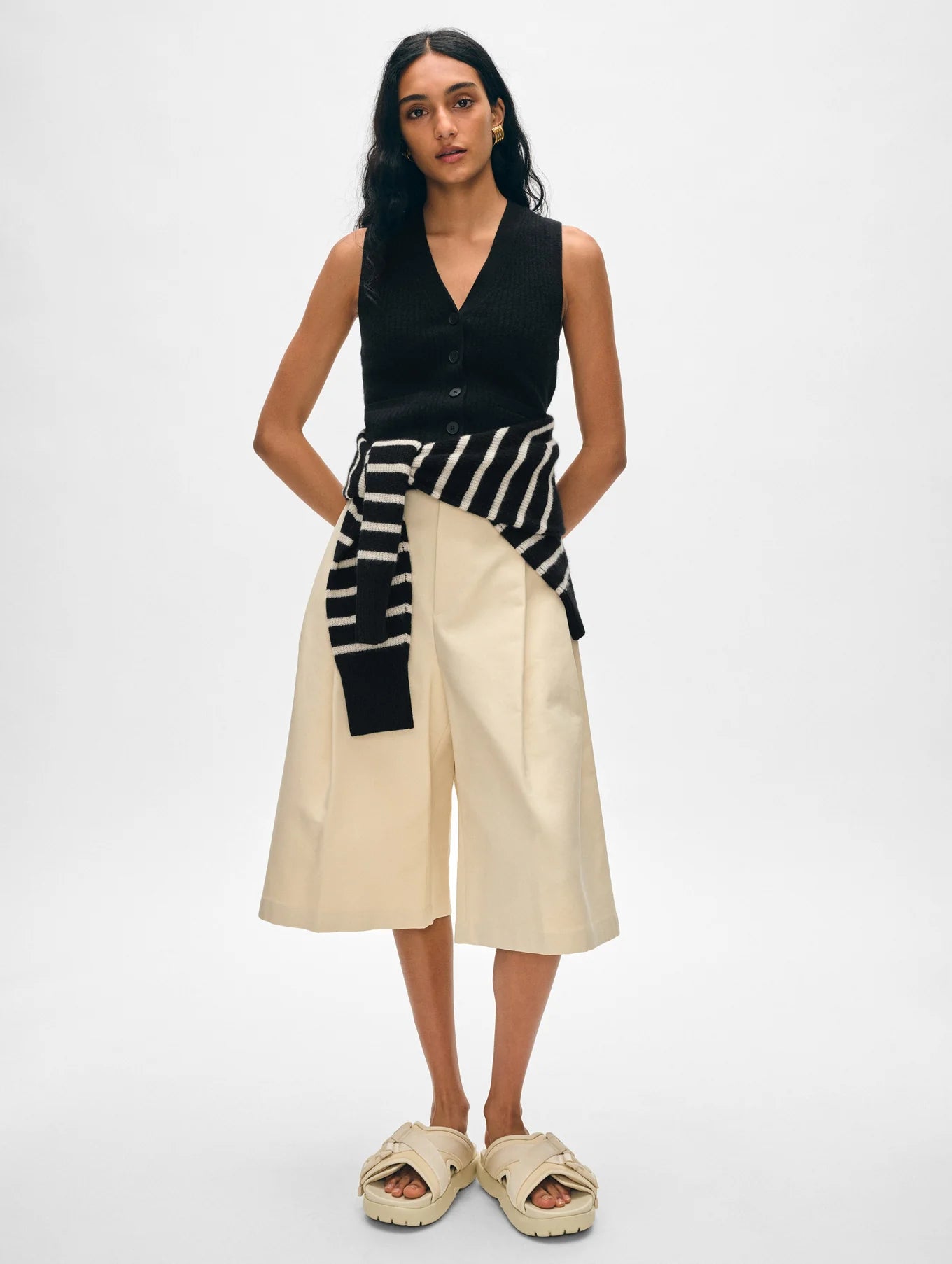 white+warren cashmere ribbed button vest