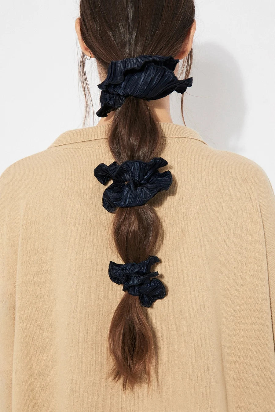 rita row comabona scrunchies