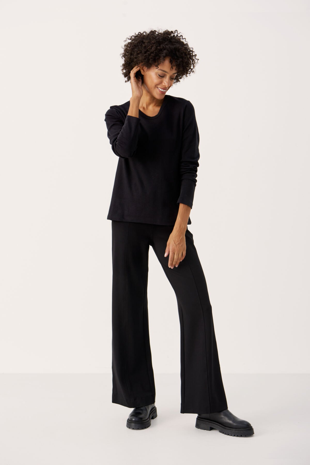 part two refia longsleeve top