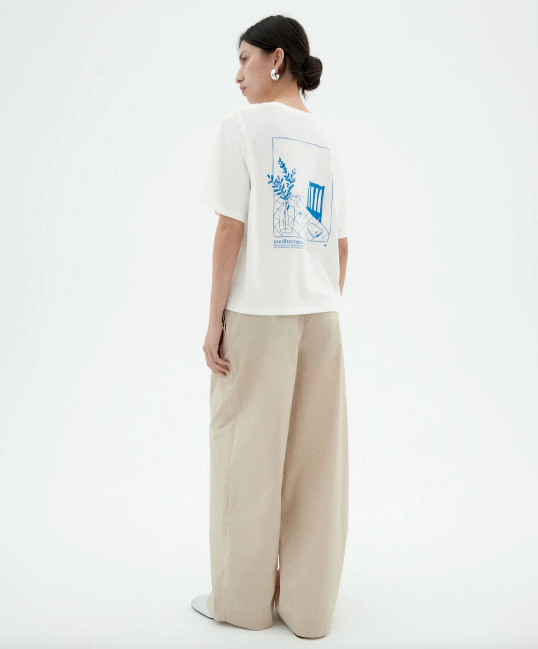 thinking mu sobremesa lucia tee