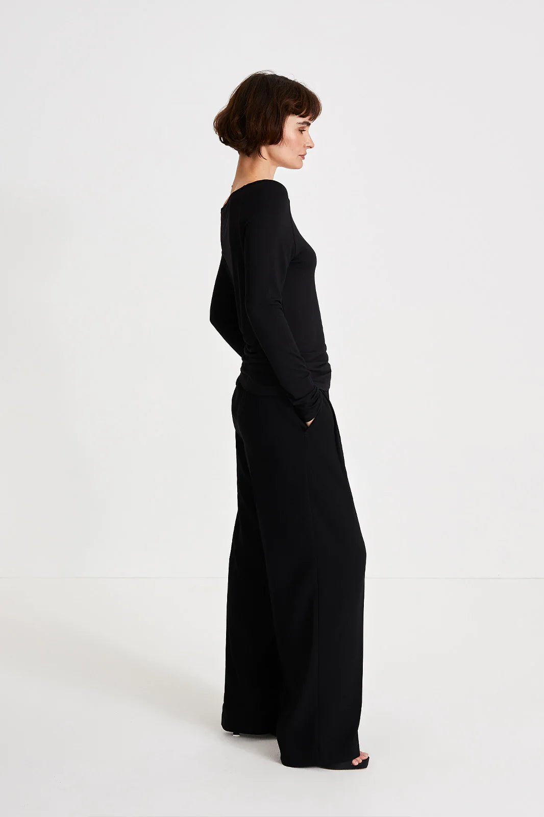 stylein celina shoulder edge top
