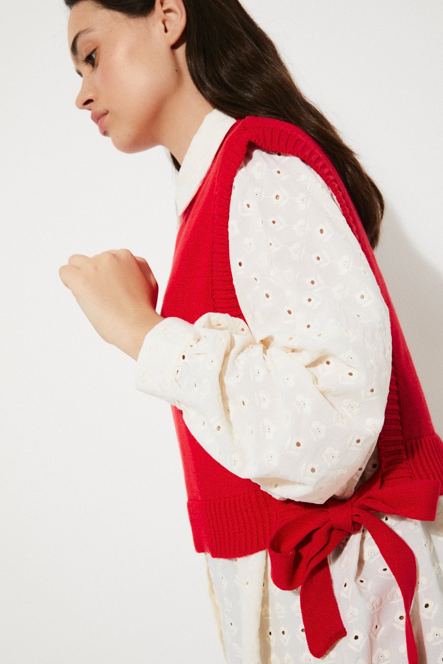 rita row pilea vest