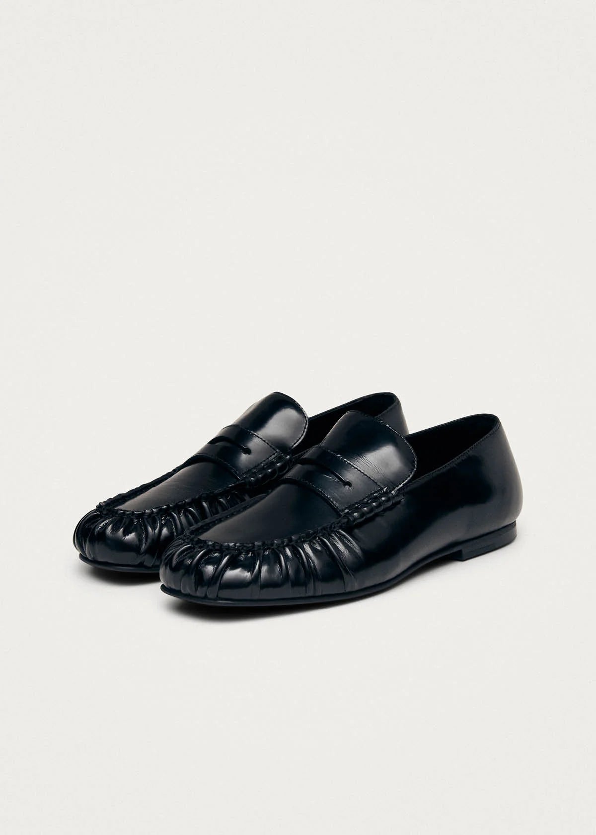 alohas aven leather loafers